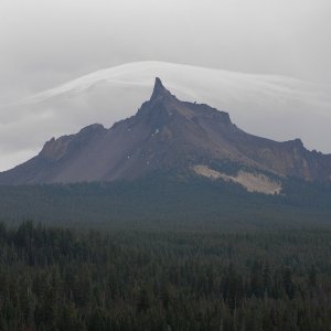 Mt Thielsen 10-18-08.JPG