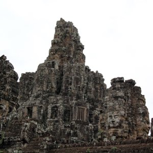 2319TowersBayon.jpg